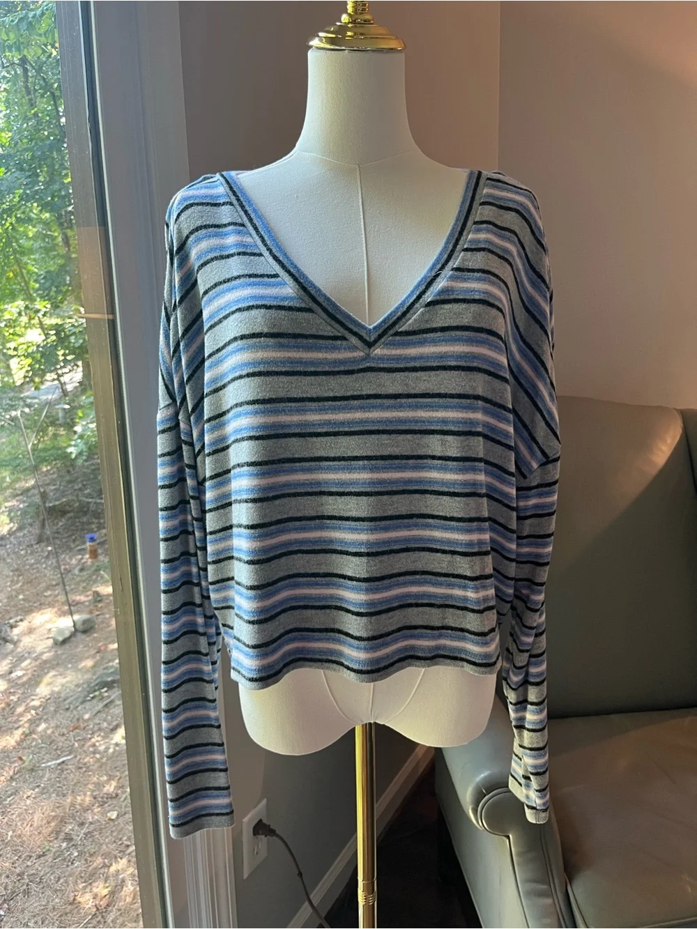 V-Neck Striped Long-Sleeve Top in Gray and Blue - women’s - large